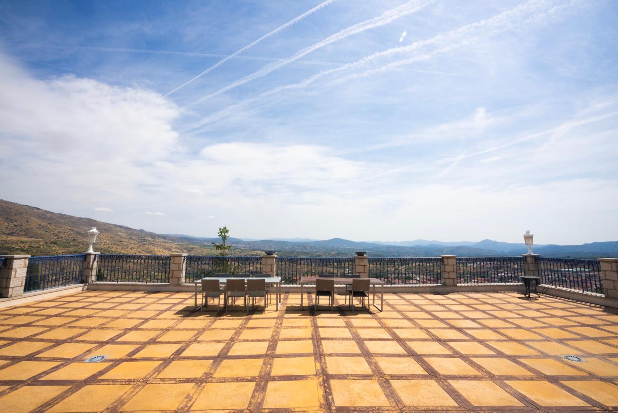 Вилла Mansion Con Jacuzzi A 40 Grados, Gran Piscina Y Padel Эль-Тьембло Экстерьер фото